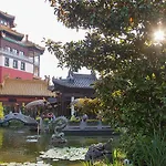 호텔 Ling Bao, Phantasialand Erlebnishotel 4*