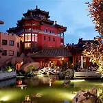 Ling Bao, Phantasialand Erlebnishotel 4*