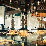 Ling Bao, Phantasialand Erlebnishotel 4*