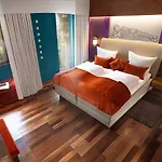 Ling Bao, Phantasialand Erlebnishotel 호텔 4*