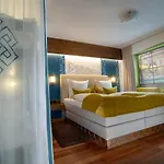 Ling Bao, Phantasialand Erlebnishotel 호텔 Brühl