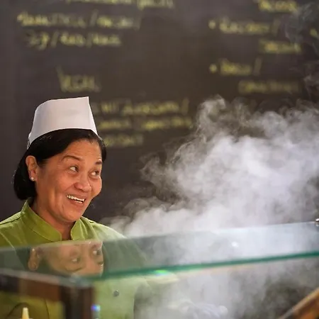 Ling Bao, Phantasialand Erlebnishotel 4* Brühl