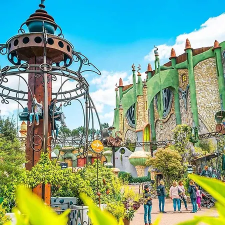 Ling Bao, Phantasialand Erlebnishotel Hotel Brühl