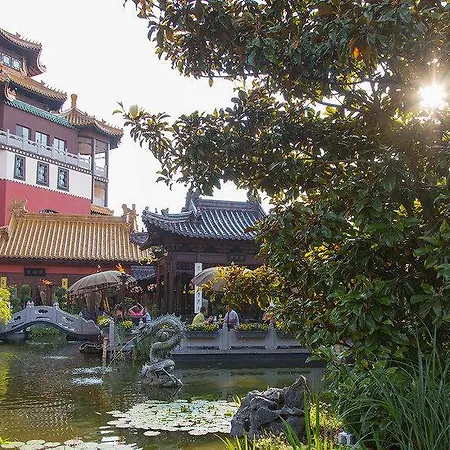 Hotel Ling Bao, Phantasialand Erlebnishotel 4*