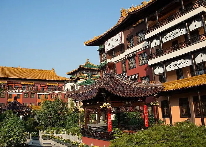 Ling Bao, Phantasialand Erlebnishotel Bruehl (Rhineland)