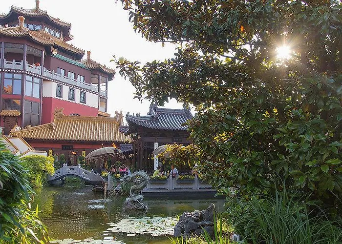 Hotel Ling Bao, Phantasialand Erlebnishotel 4*