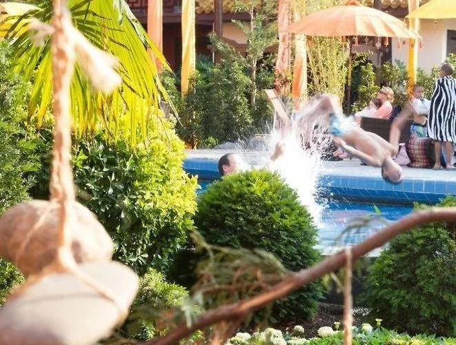 Hotel Ling Bao, Phantasialand Erlebnishotel Bruehl (Rhineland)