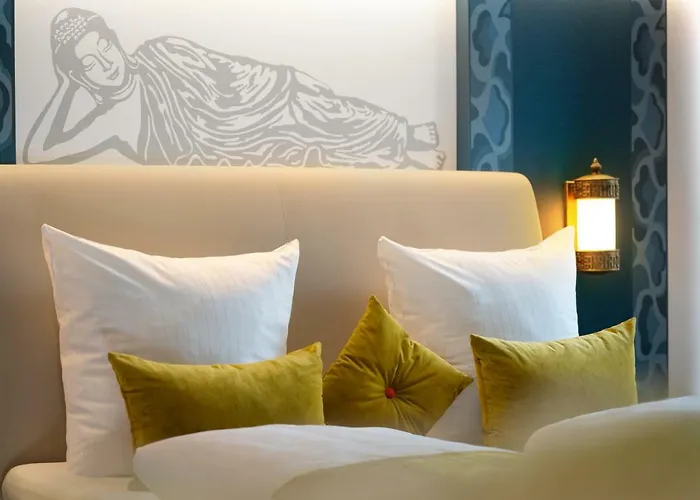 Ling Bao, Phantasialand Erlebnishotel Hotel 4*